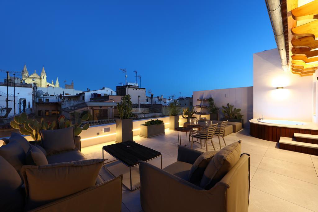 Bo Hotel Palma Dış mekan fotoğraf Rooftop terrace of a modern apartment in Valencia